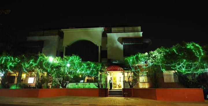 Kailrugji - A City Center Hotel Jaipur Ngoại thất bức ảnh
