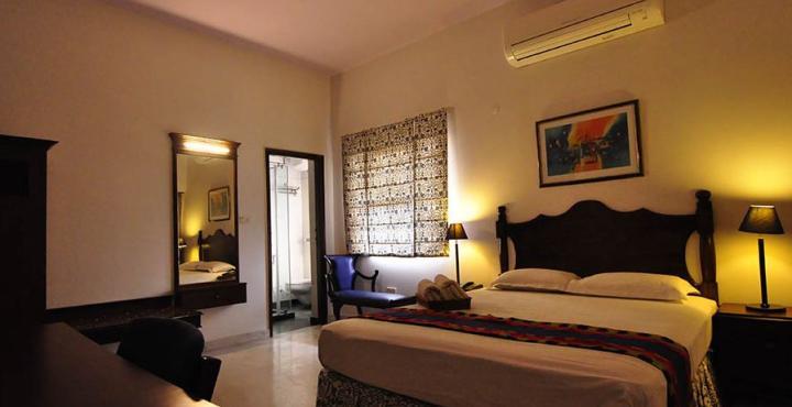 Kailrugji - A City Center Hotel Jaipur Ngoại thất bức ảnh