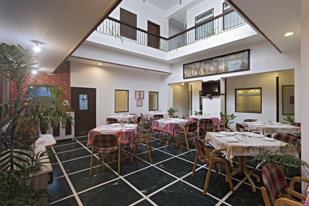 Kailrugji - A City Center Hotel Jaipur Ngoại thất bức ảnh
