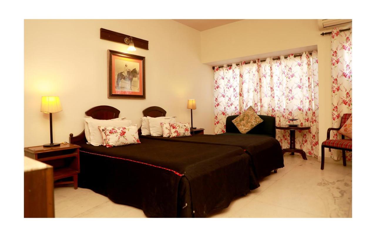 Kailrugji - A City Center Hotel Jaipur Ngoại thất bức ảnh